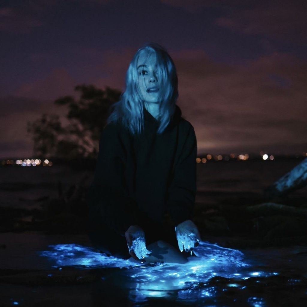 PHOEBE BRIDGERS