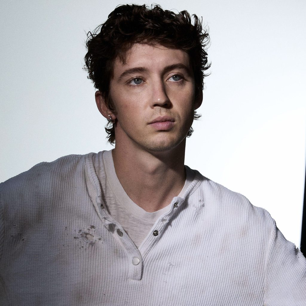 TROYE  SIVAN